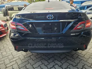 Toyota Crown 2019 Black