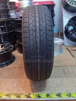 Boto 235/60r18 Crossover Tire - All-Season Touring Tread