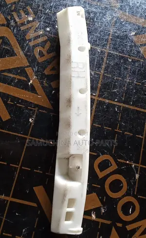 Bumper Slide Nissan Wingroad Y12 Rh