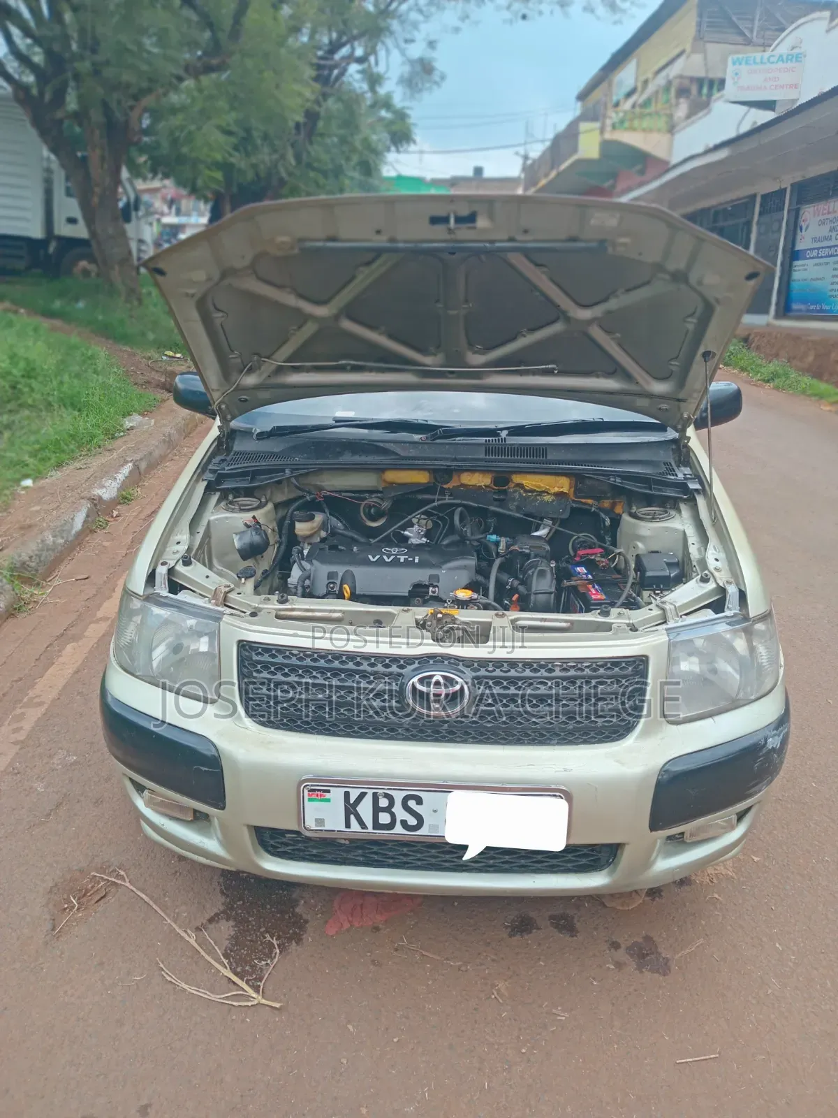 Toyota Succeed 2009 Gold