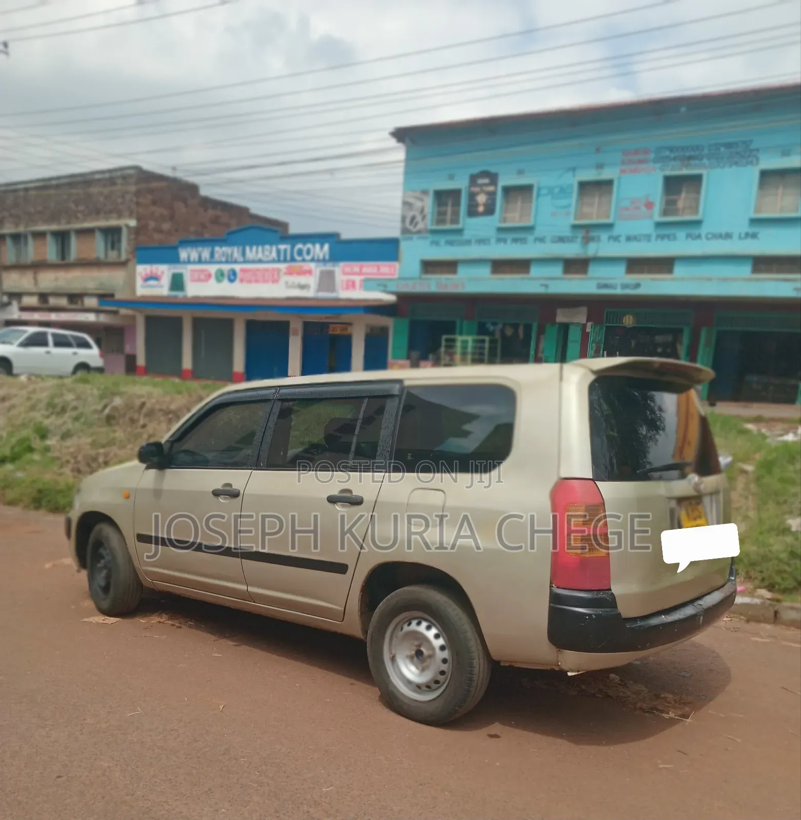 Toyota Succeed 2009 Gold