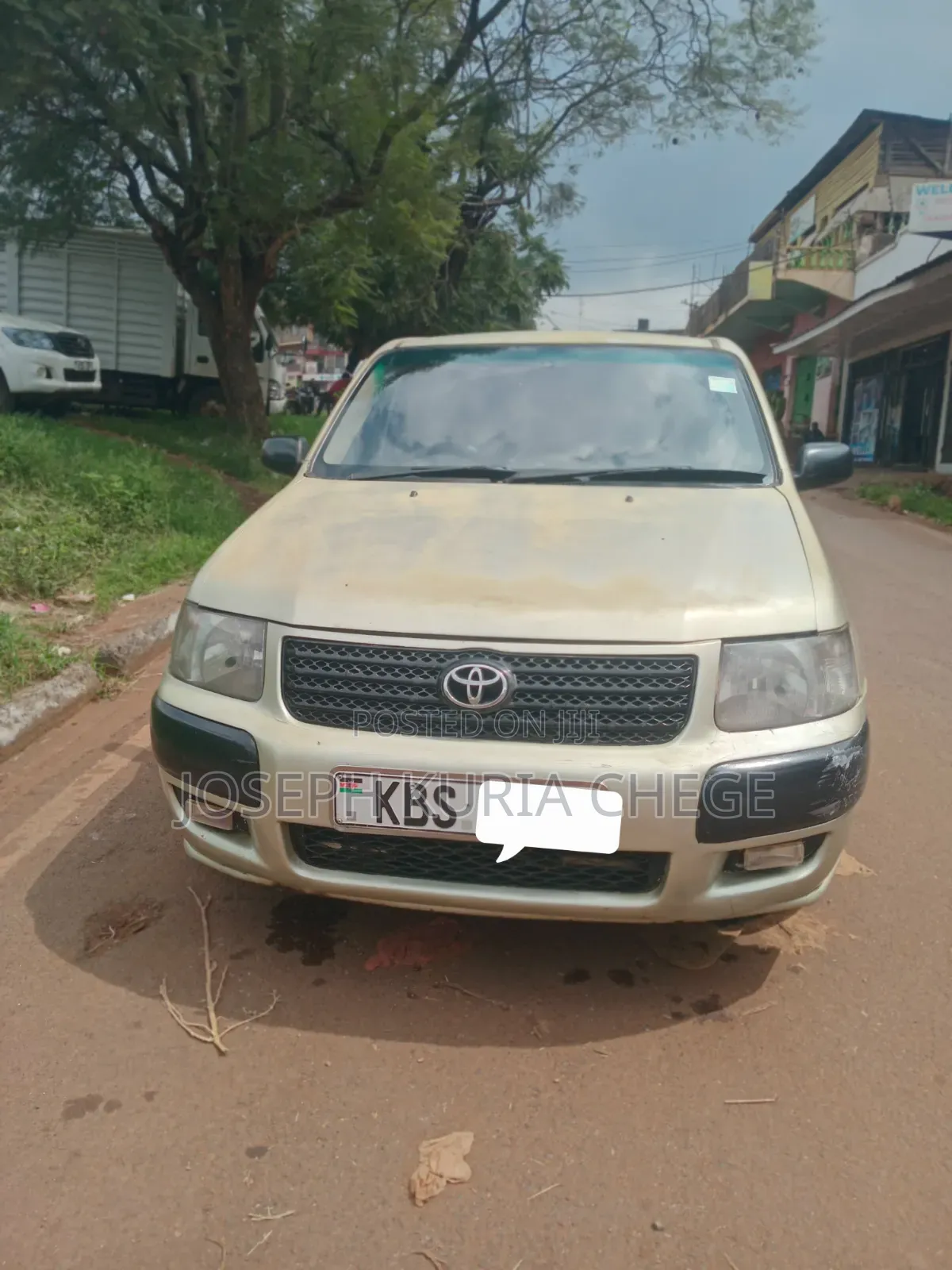 Toyota Succeed 2009 Gold
