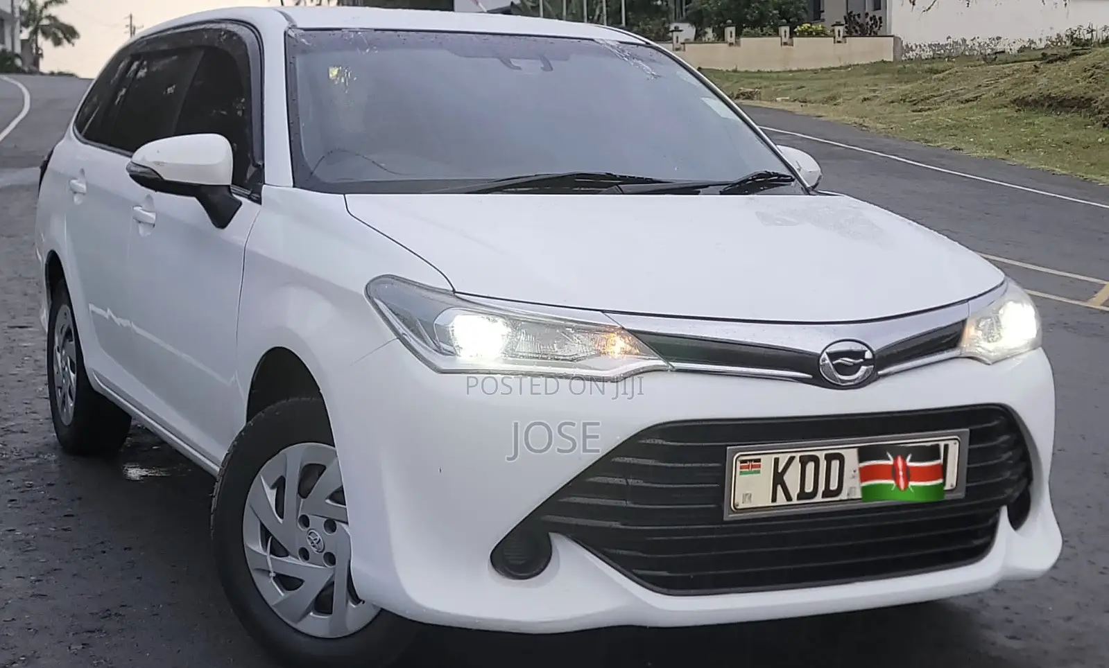 Toyota Corolla Fielder 2015 White