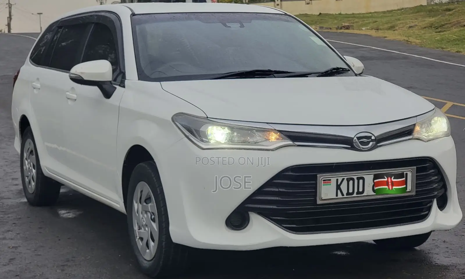 Toyota Corolla Fielder 2015 White