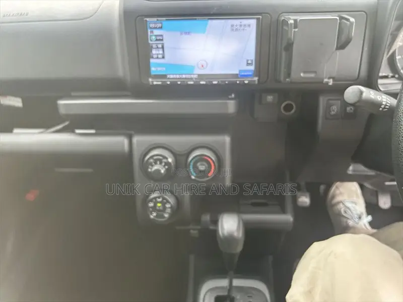 Toyota Probox 1.5 DX Comfort 2WD 2021 White