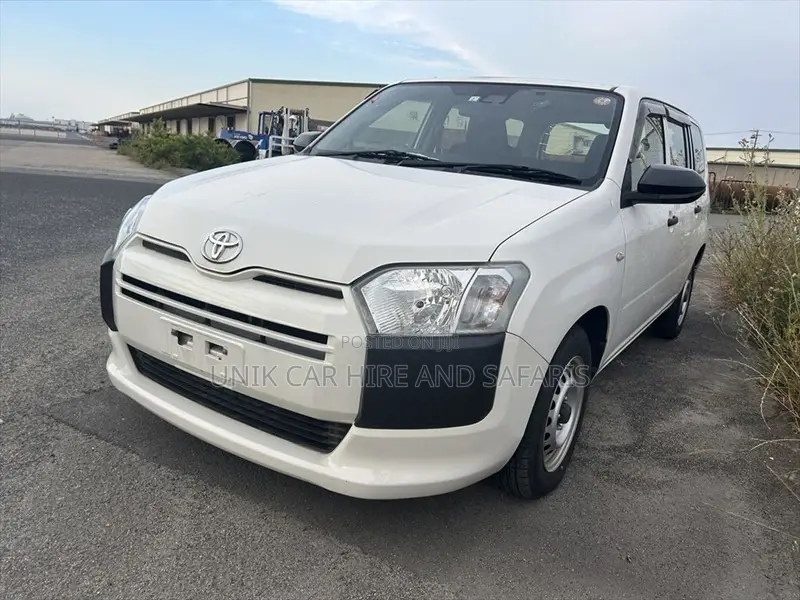 Toyota Probox 1.5 DX Comfort 2WD 2021 White