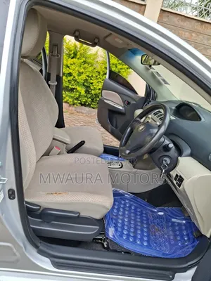 Toyota Belta 2008 Silver
