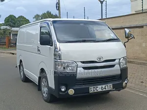 Toyota HiAce 2014 White