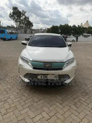 Toyota Harrier 2018 White
