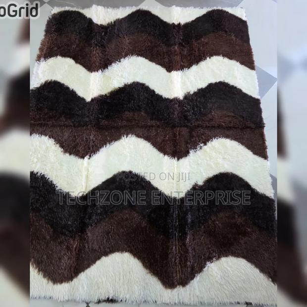 5 by 8 Carpet Soft Fluffy Carpet With Colorful Print 