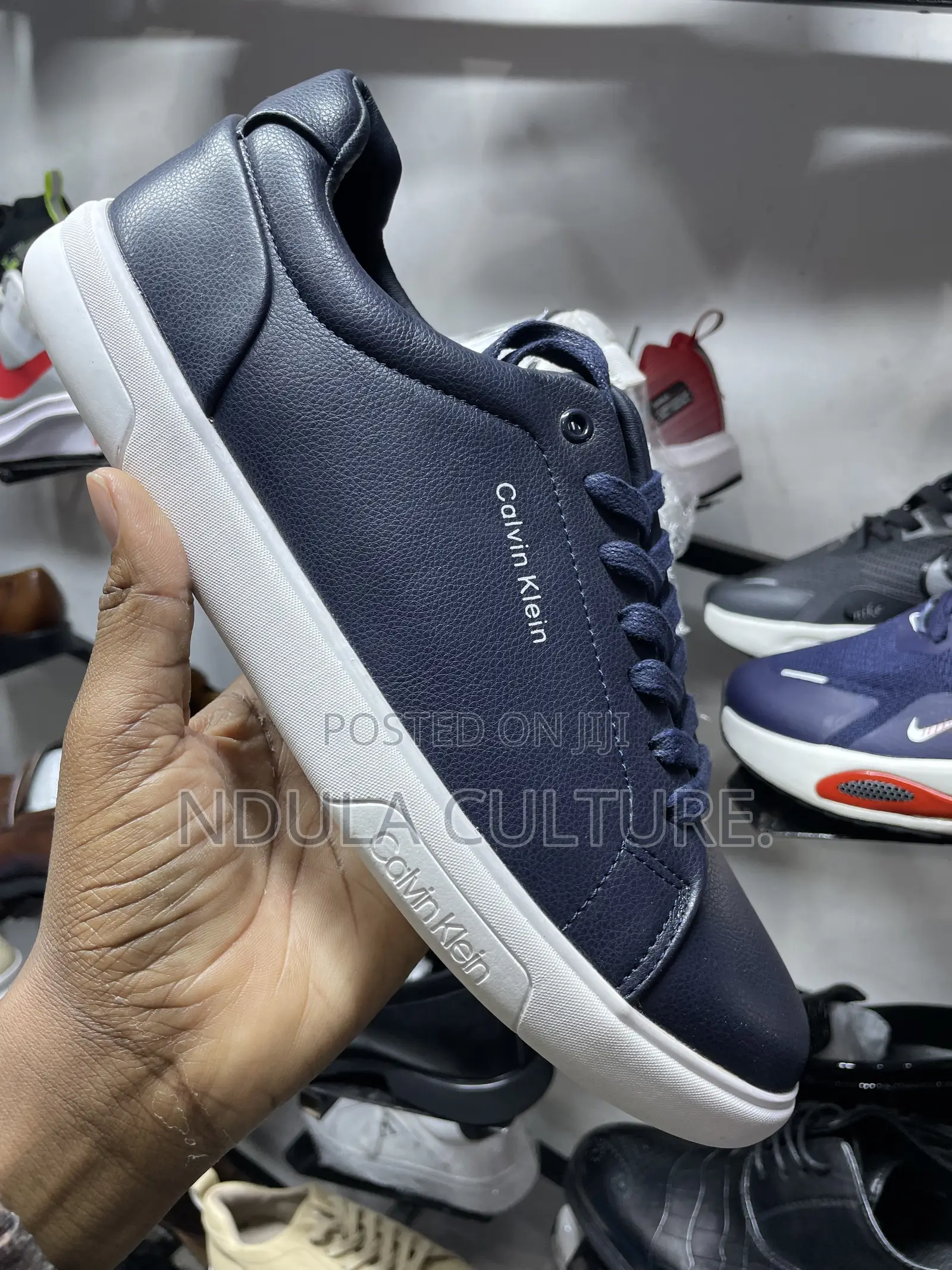 ( C K ) Calvin Klein Original Official Casual