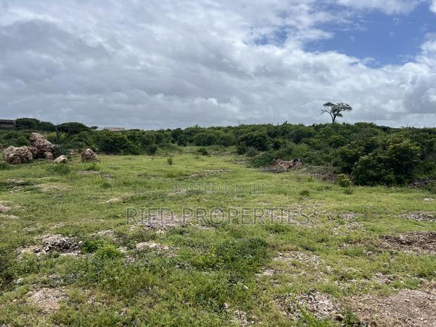 1 Acre Beachplot in Malindi Kilifi for Sale - thumbnail 3