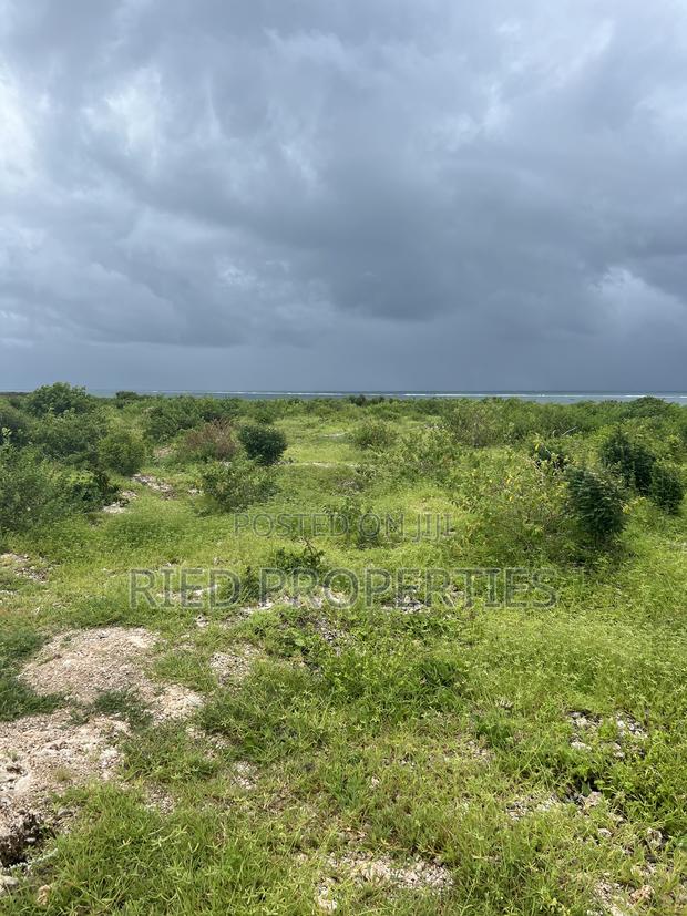 1 Acre Beachplot in Malindi Kilifi for Sale - thumbnail 4