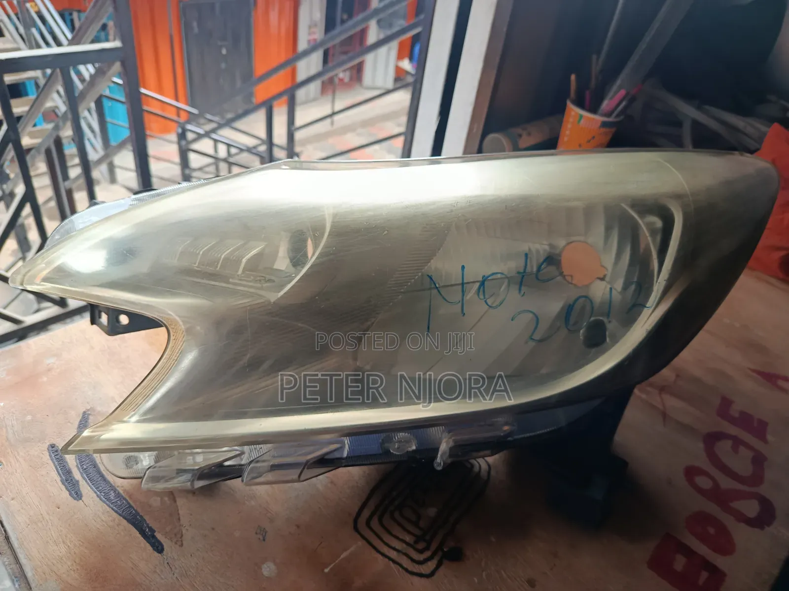 Note 2012 Headlights