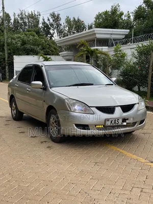 Mitsubishi Lancer 2004 Gold
