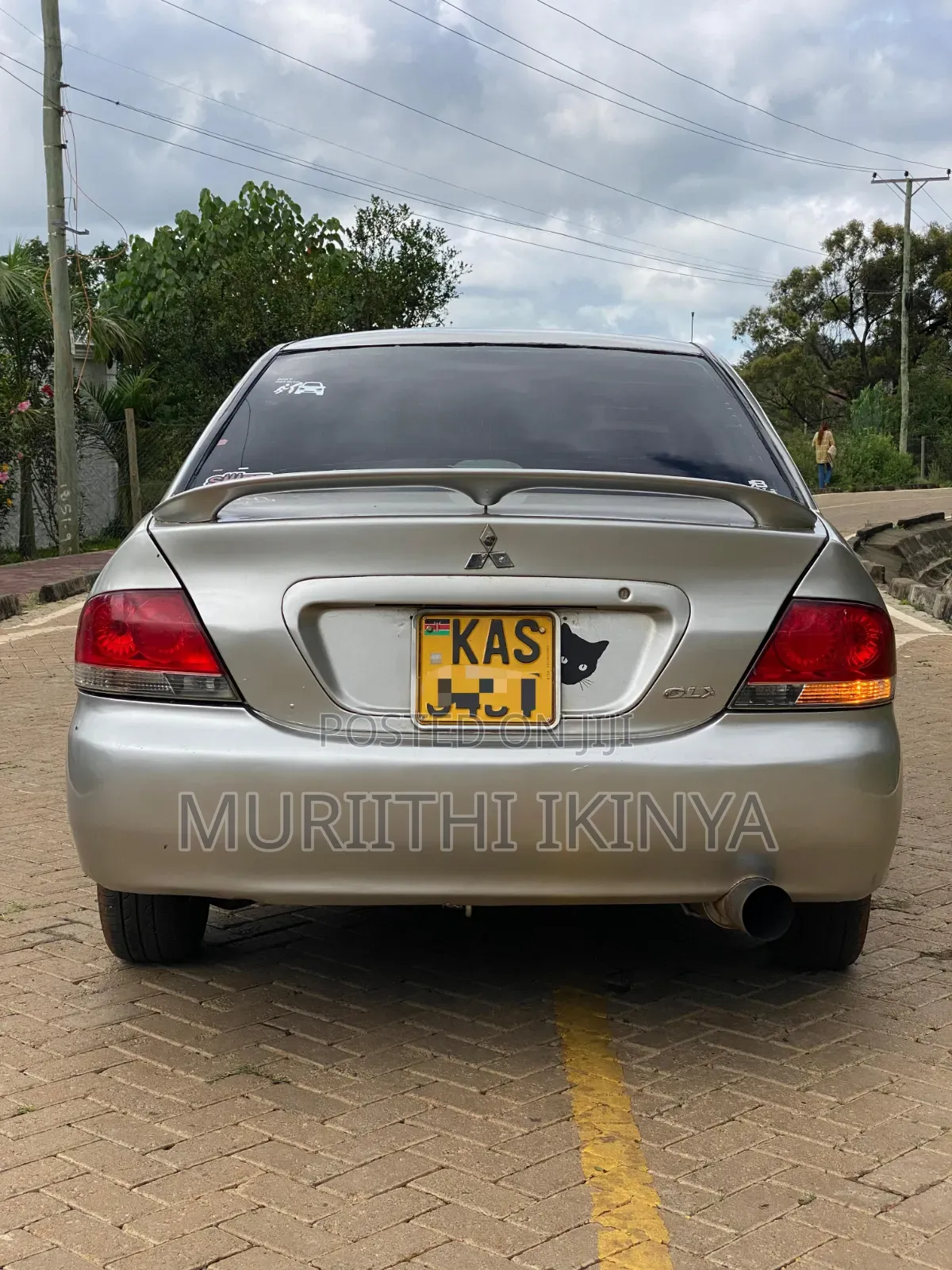 Mitsubishi Lancer 2004 Gold
