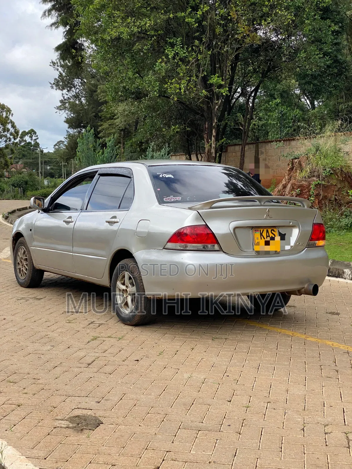 Mitsubishi Lancer 2004 Gold