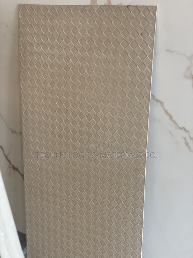 Eave Ceiling - thumbnail 2