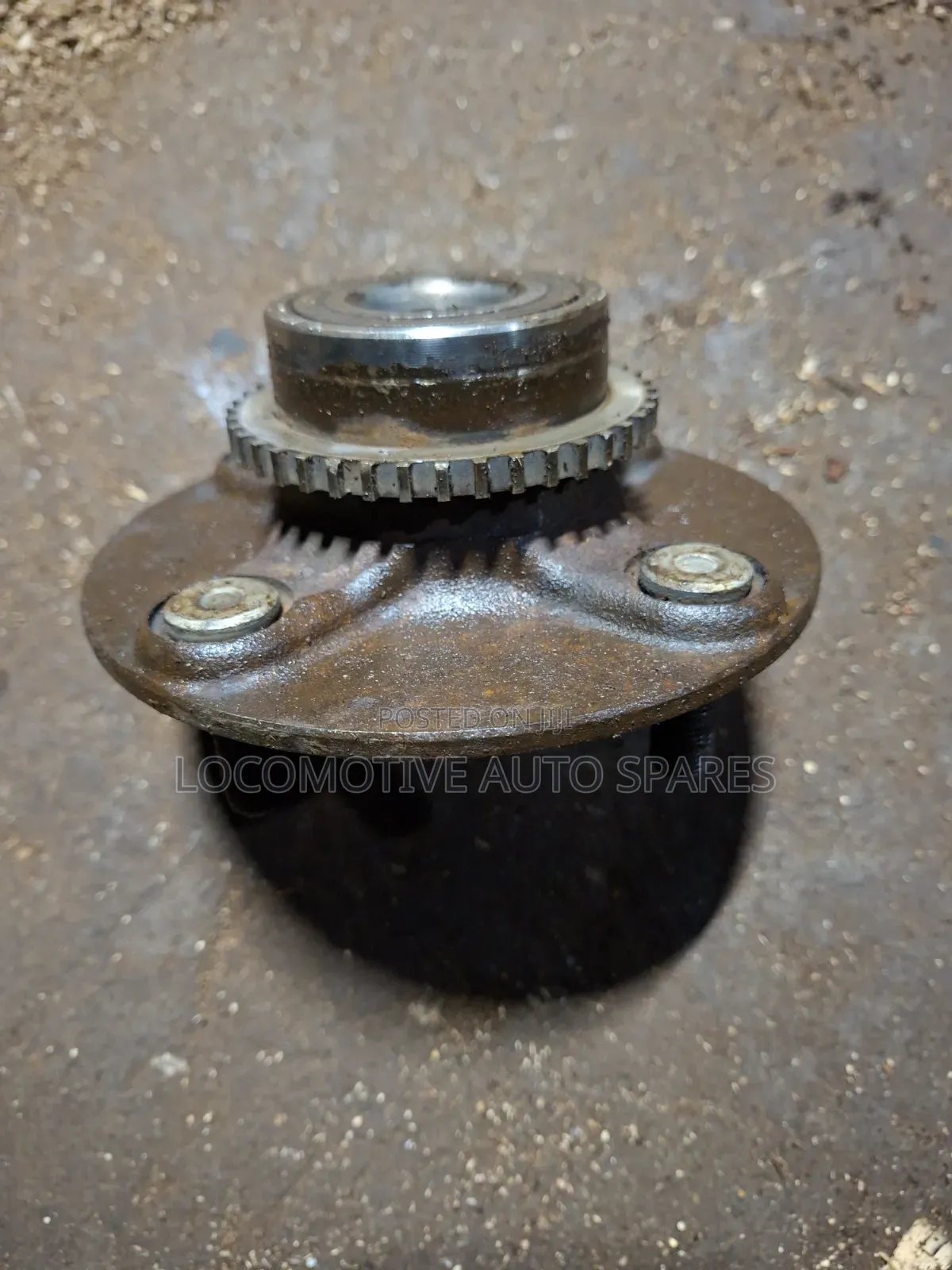 Rear Hub Nissan Sunny B15