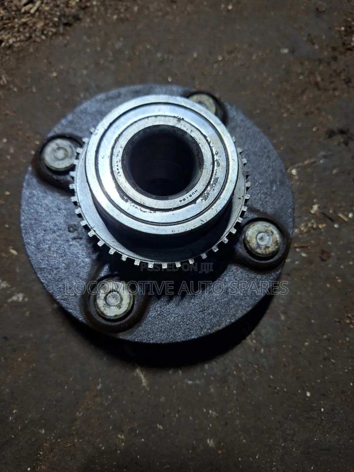 Rear Hub Nissan Sunny B15