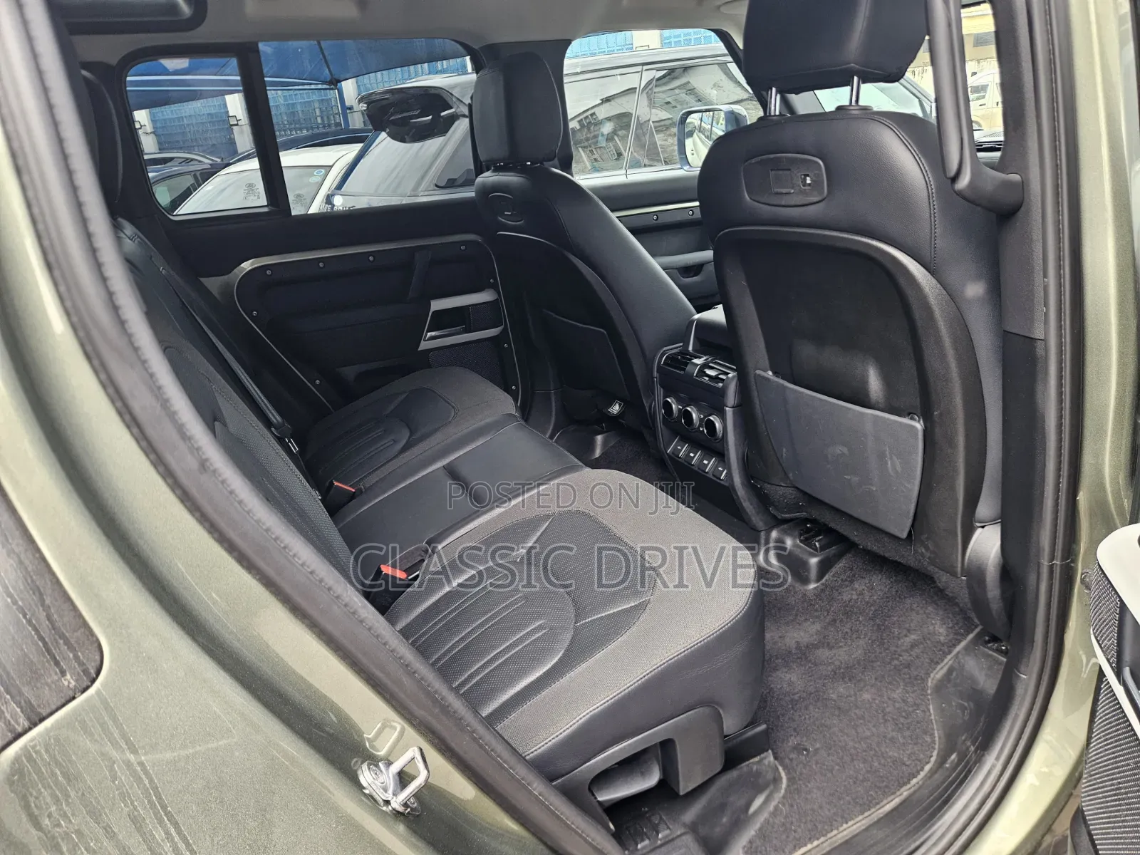 Land Rover Defender 2022 Green