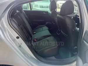 Renault Megane 2017 Silver