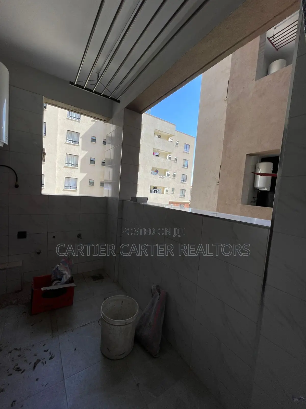 2bdrm Apartment in Gateway Mall Area for sale