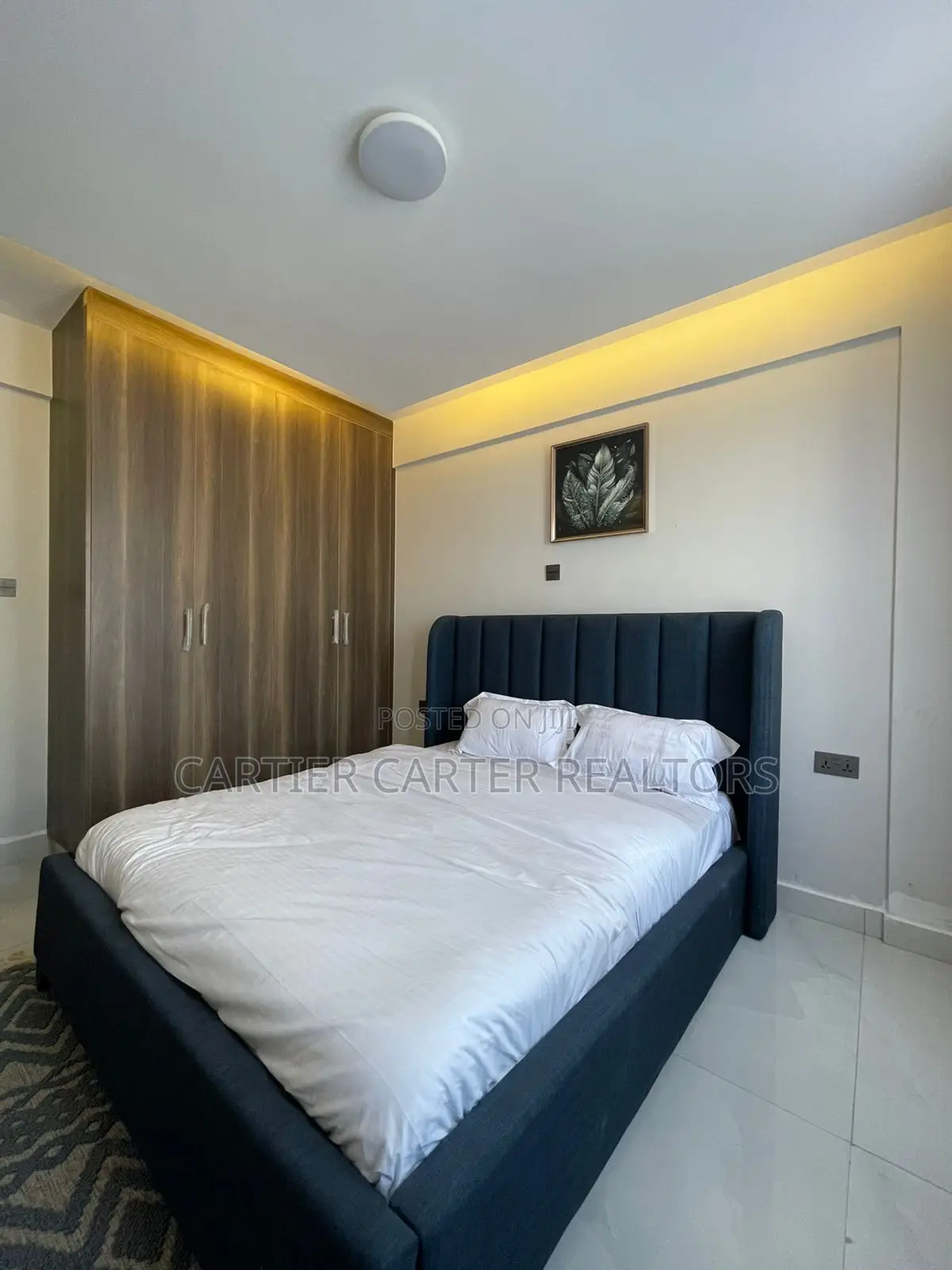 2bdrm Apartment in Gateway Mall Area for sale