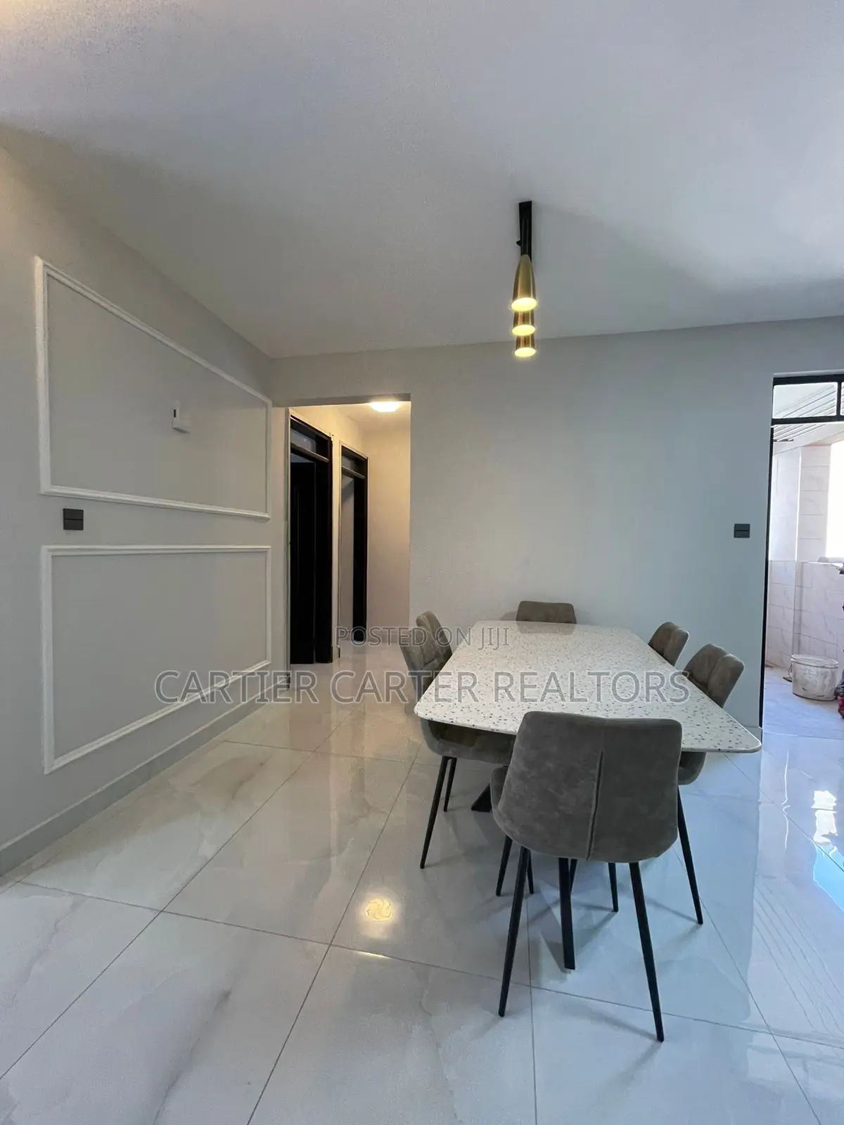 2bdrm Apartment in Gateway Mall Area for sale