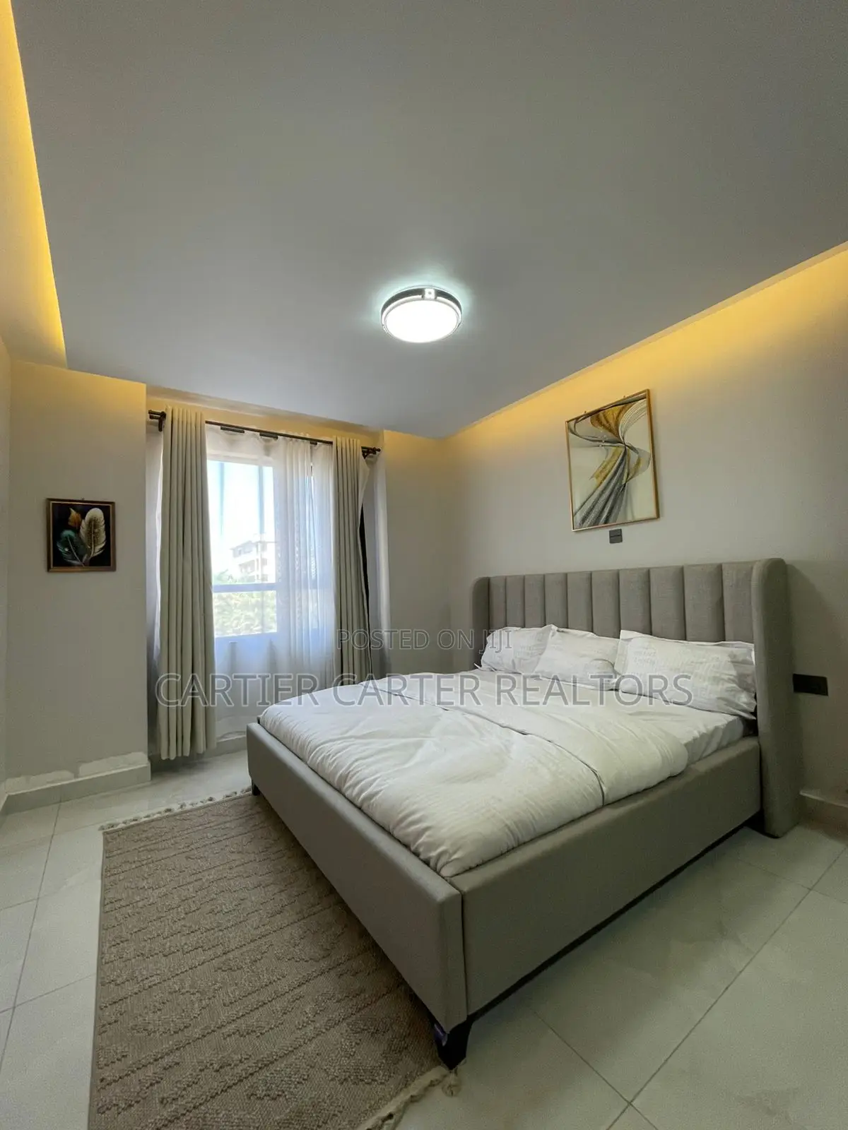 2bdrm Apartment in Gateway Mall Area for sale