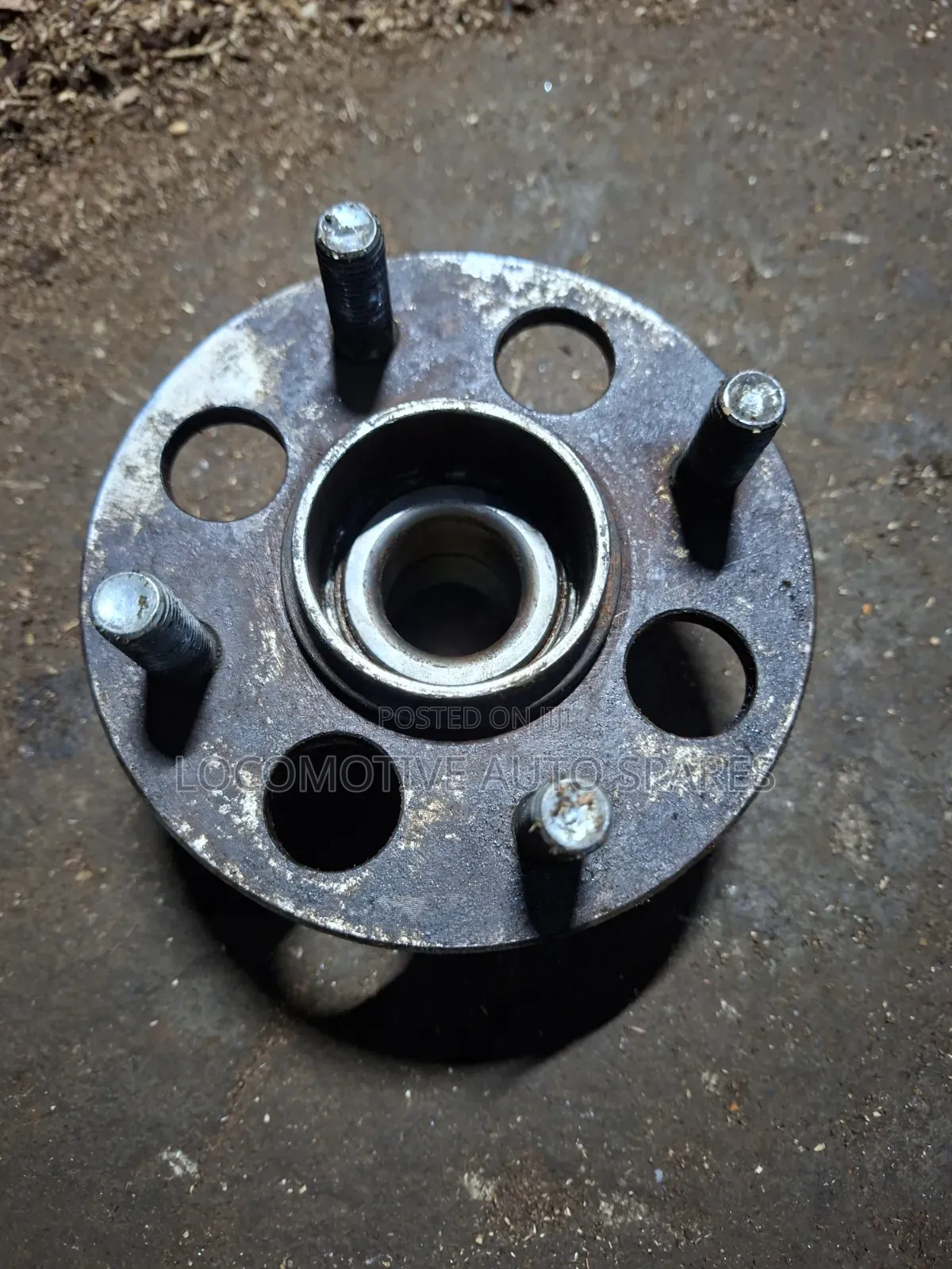 Rare Hub Honda Fit