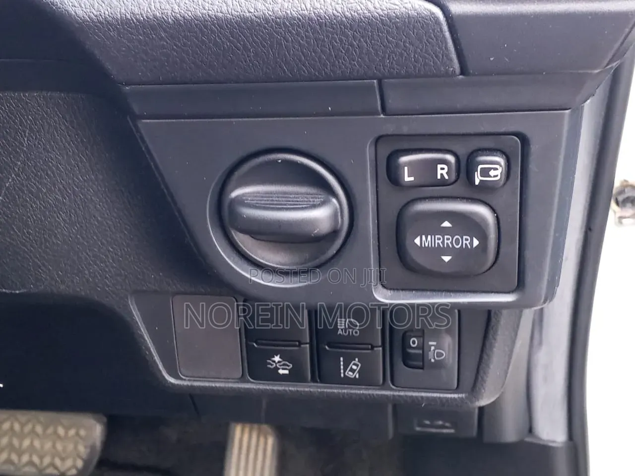 Toyota Axio 1.5 G 2WD 2019 Off white