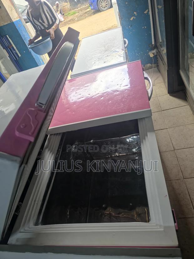 Double Door Freezer 450l - thumbnail 2