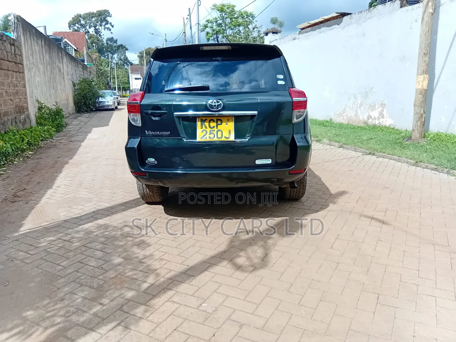 Toyota Vanguard 2010 Green