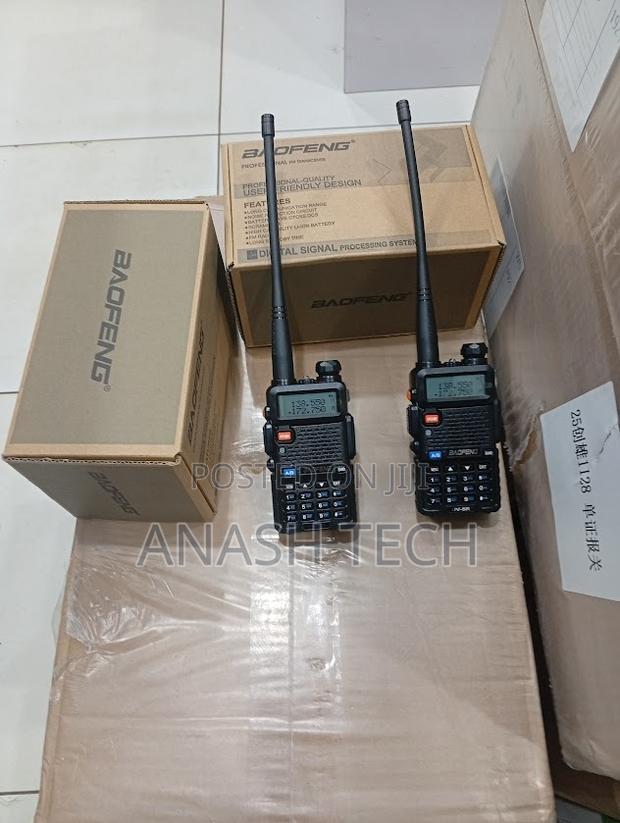 Baofeng Upgraded Talkie Uv-5r Portable Handheld Talkie Set