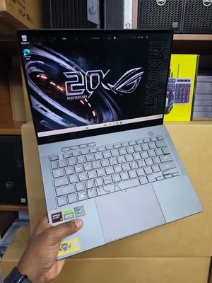 Laptop Asus ROG Zephyrus G14 32GB AMD Ryzen 9 SSD 1T