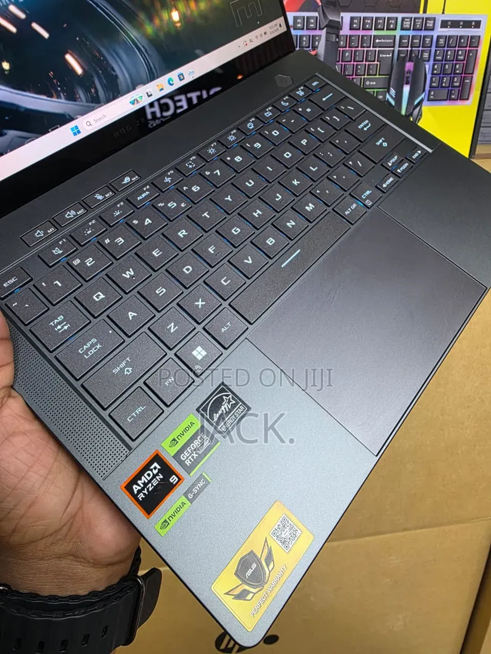 Laptop Asus ROG Zephyrus G14 32GB AMD Ryzen 9 SSD 1T