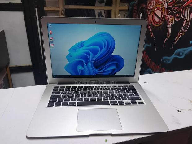 Laptop Apple MacBook Air 2017 8GB Intel Core i5 SSD 128GB