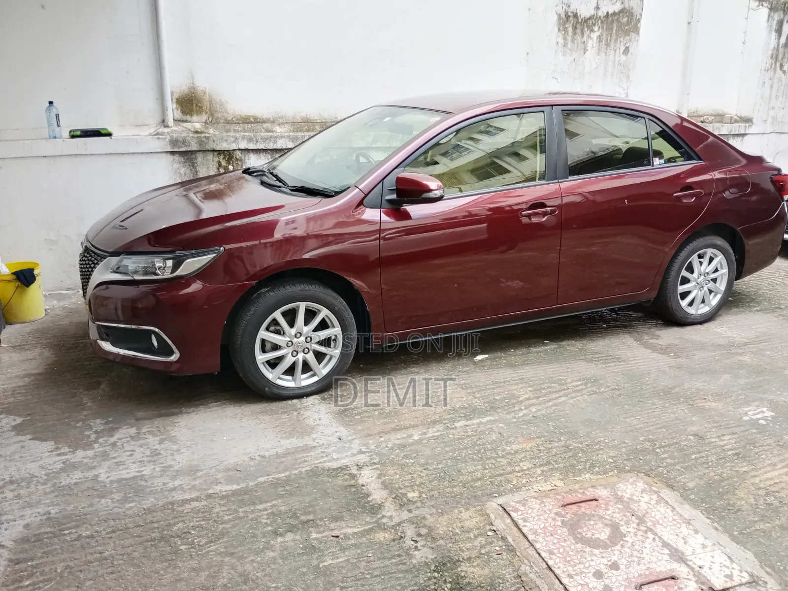Toyota Allion 2018 Maroon