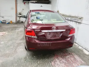 Toyota Allion 2018 Maroon