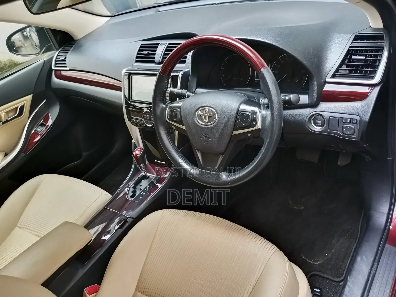 Toyota Allion 2018 Maroon