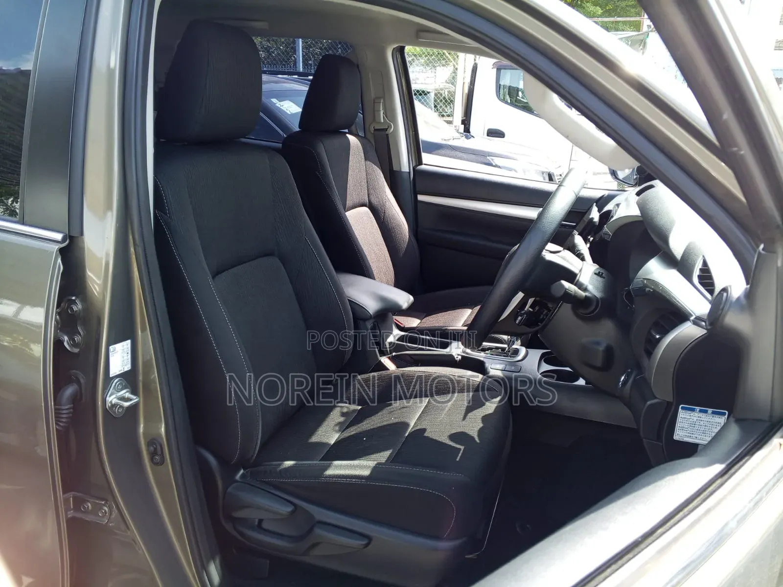 Toyota Hilux Revo Double Cab Deisel 2.8 AWD 2019 Gray