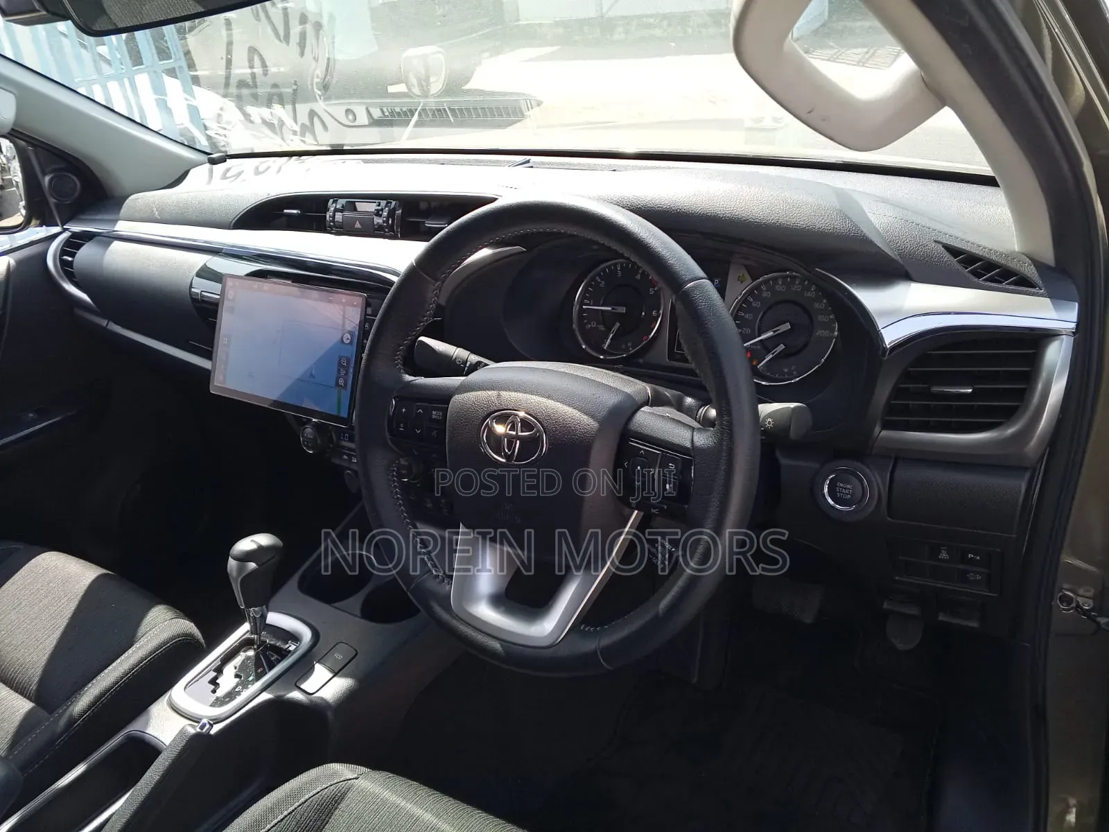 Toyota Hilux Revo Double Cab Deisel 2.8 AWD 2019 Gray