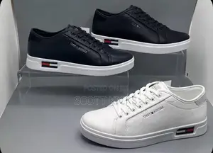 Tommy Hilfiger Casuals