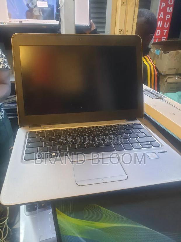 Laptop HP EliteBook 840 G3 8GB Intel Core i5 HDD+SSD 500GB - main view