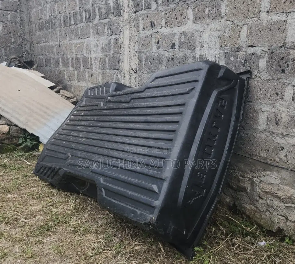 Toyota Hilux Bed Liner