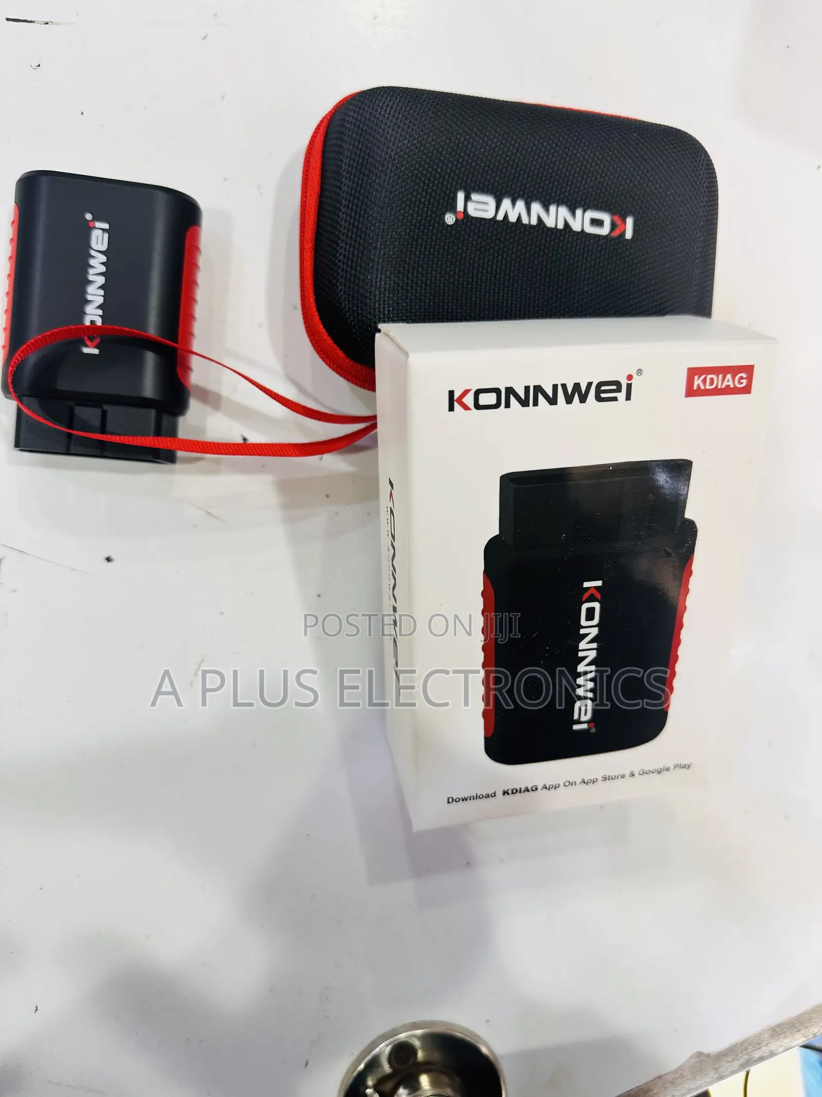 Kdiag Konnwei Bluetooth Scanner Plug and Play Obd2
