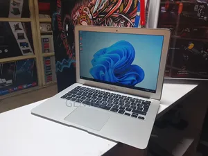 Laptop Apple MacBook Air 2017 8GB Intel Core i5 SSD 128GB