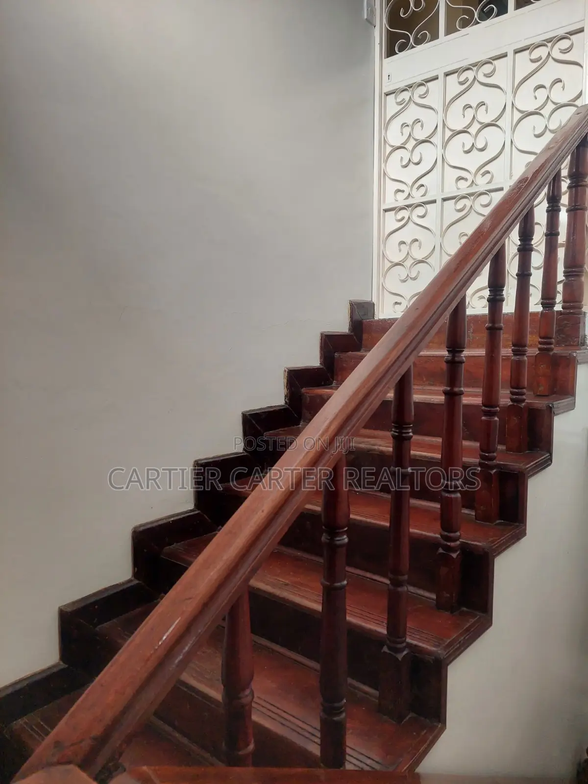 5bdrm Maisonette in Greenspan for sale
