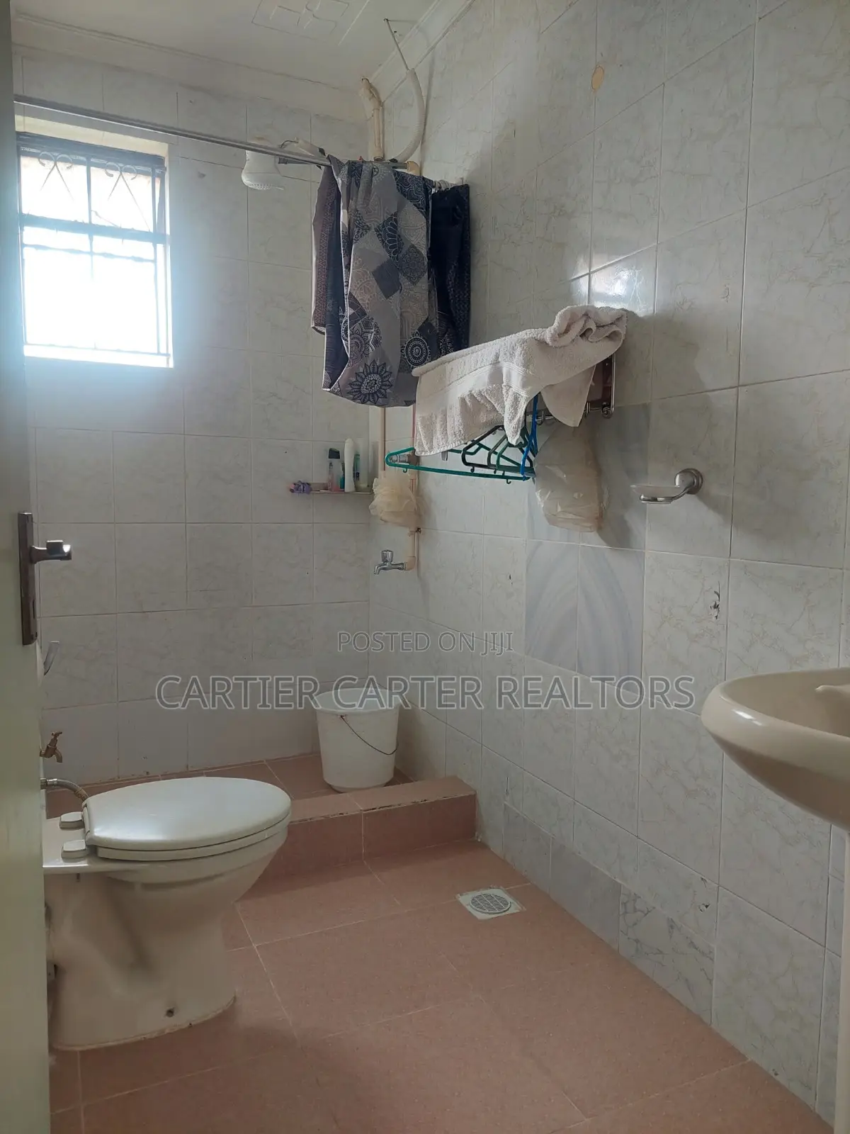 5bdrm Maisonette in Greenspan for sale